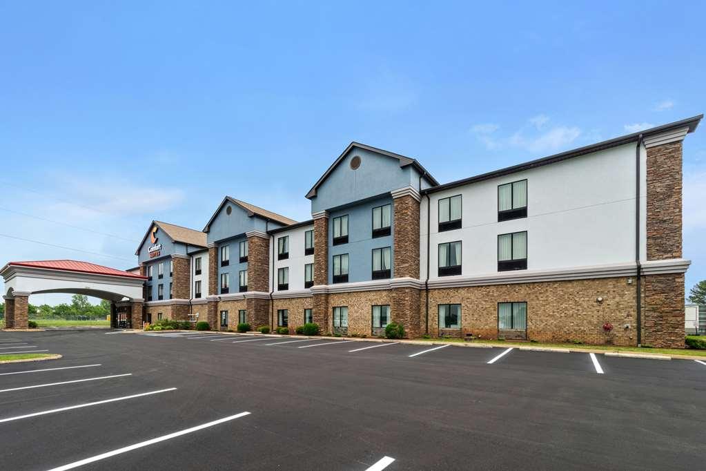 Comfort Suites Jackson I-40 Exteriör bild