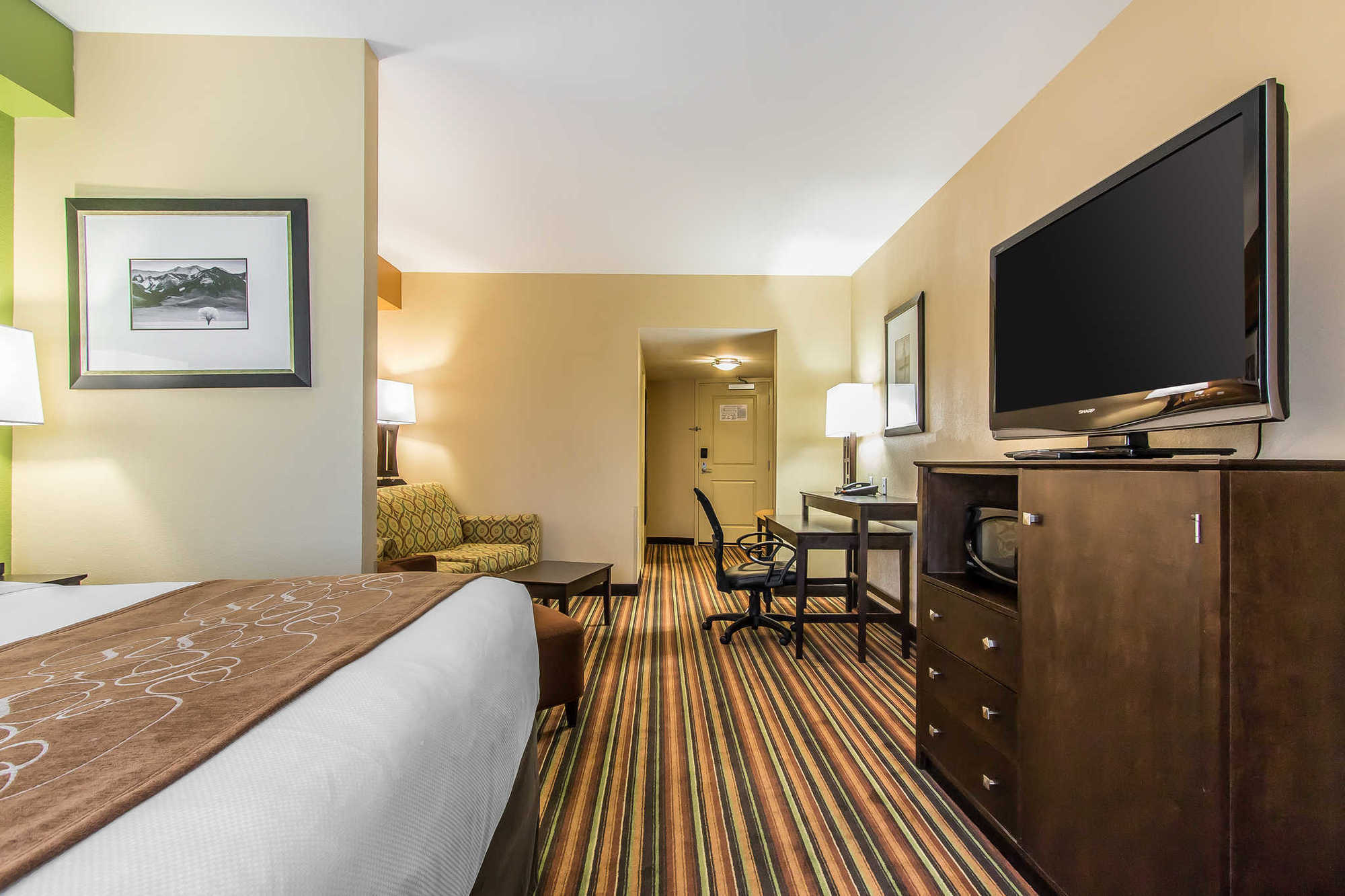 Comfort Suites Jackson I-40 Rum bild
